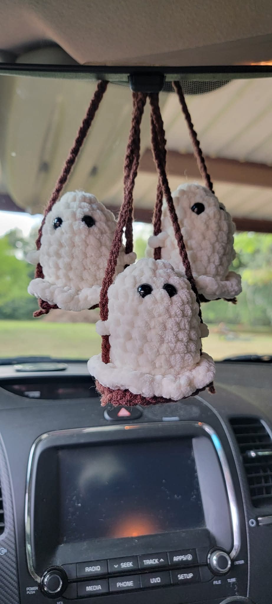 Swinging Ghost